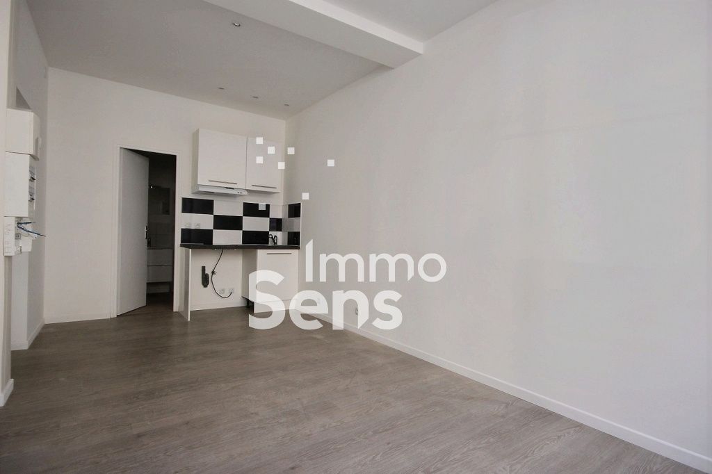 Location appartement T1  Lille VIEUX LILLE