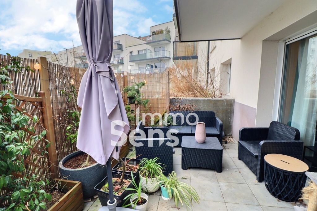 Vente appartement T3  La Madeleine Centre Réf.TDVAP750008073