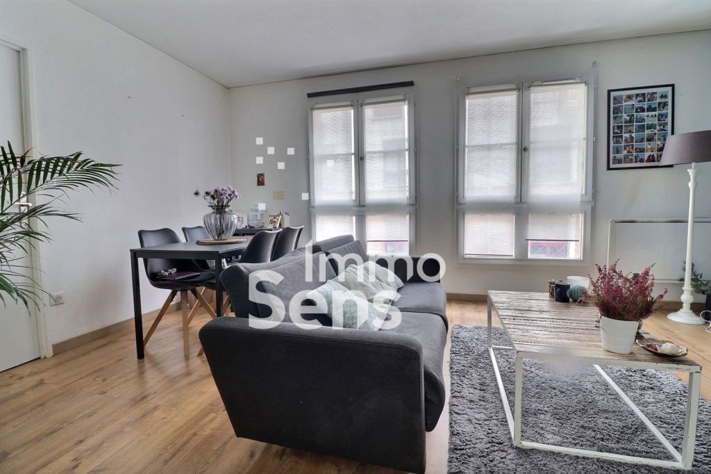 Vente appartement T2  Lille Vauban / Cormontaigne Réf.KAVAP130008226